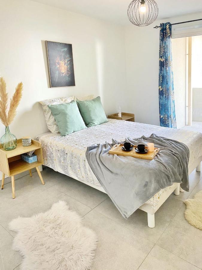 Luxurious Flat At 5 Min By Walk To Monaco, Free Parking And Sea View Apartment Beausoleil Bagian luar foto