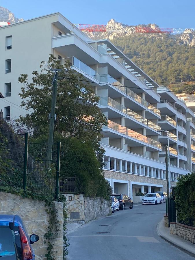 Luxurious Flat At 5 Min By Walk To Monaco, Free Parking And Sea View Apartment Beausoleil Bagian luar foto